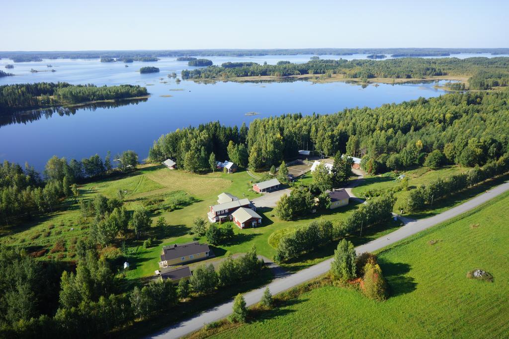 Tolosenmäki Karjalan Helmi酒店 外观 照片